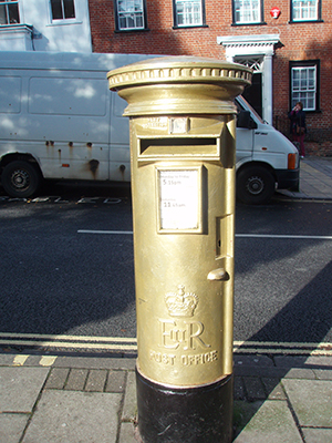 Lymington goldpost 3Nov12